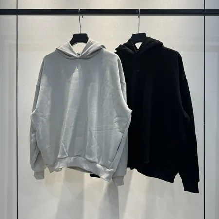 アディダス パーカー