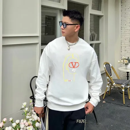 ヴァレンティノ パーカー