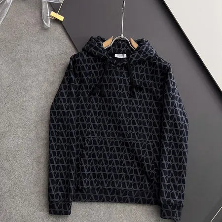 ヴァレンティノ パーカー