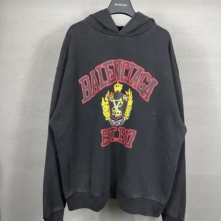 バレンシアガ パーカー