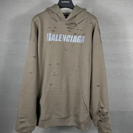 バレンシアガ パーカー