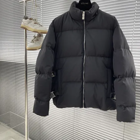 ジバンシィ ダウンジャケット