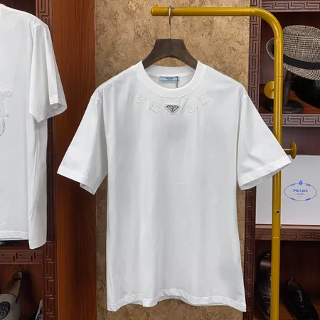 プラダ Tシャツ