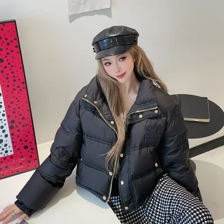 セリーヌ ダウンジャケット