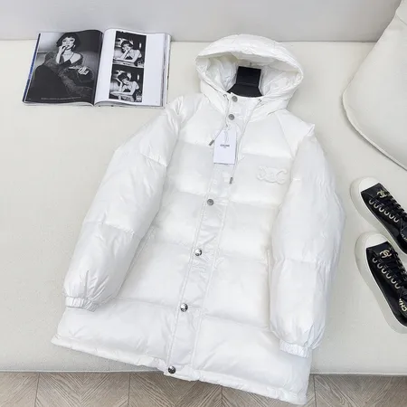 セリーヌ ダウンジャケット