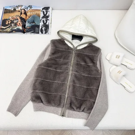 イブサンローラン ダウンジャケット