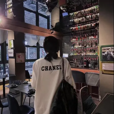 シャネル パーカー