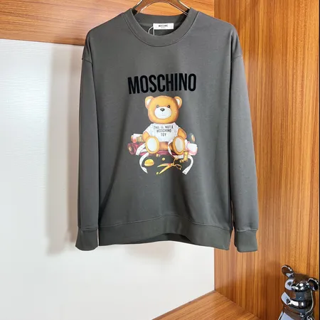 モスキーノ パーカー