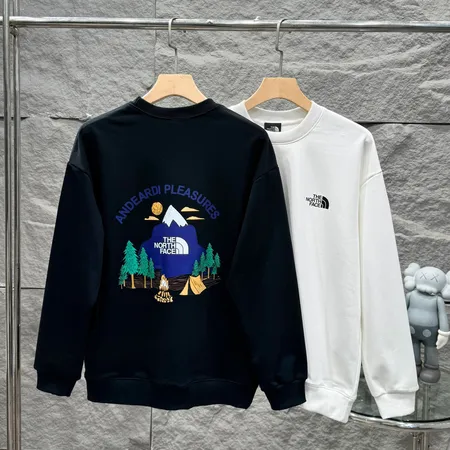 ノースフェイス パーカー