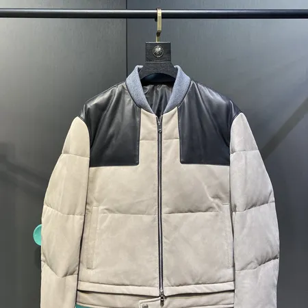エルメス ダウンジャケット