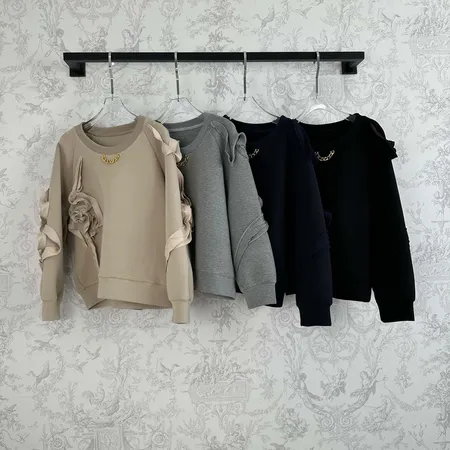 ヴァレンティノ パーカー