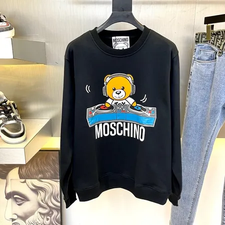 モスキーノ パーカー