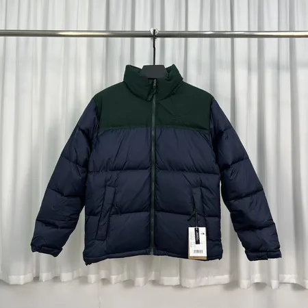 カウズ ダウンジャケット