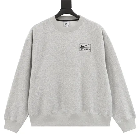 ナイキ パーカー