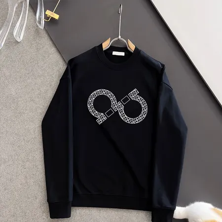 フェラガモ パーカー