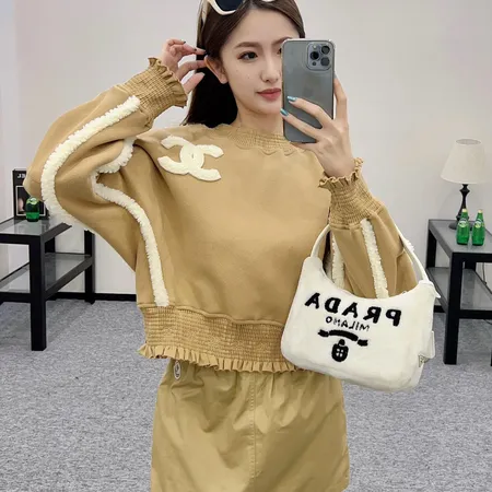 シャネル パーカー