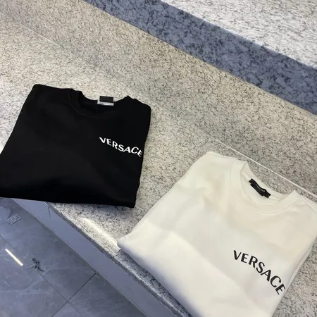 ヴェルサーチ パーカー