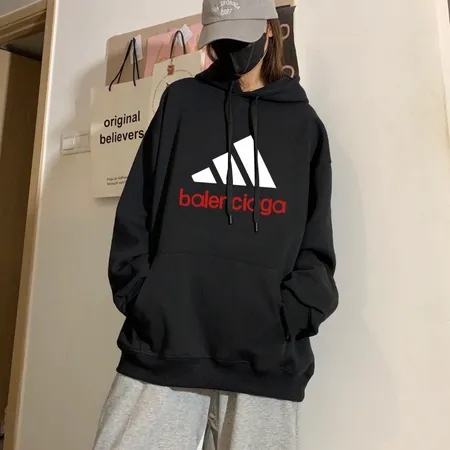 アディダス パーカー