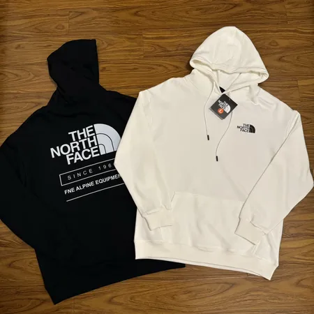ノースフェイス パーカー