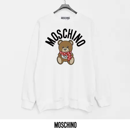 モスキーノ パーカー