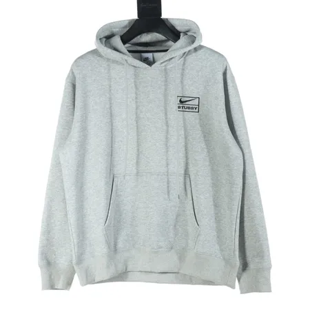 ナイキ パーカー