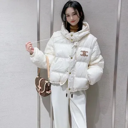 セリーヌ ダウンジャケット