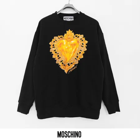 モスキーノ パーカー