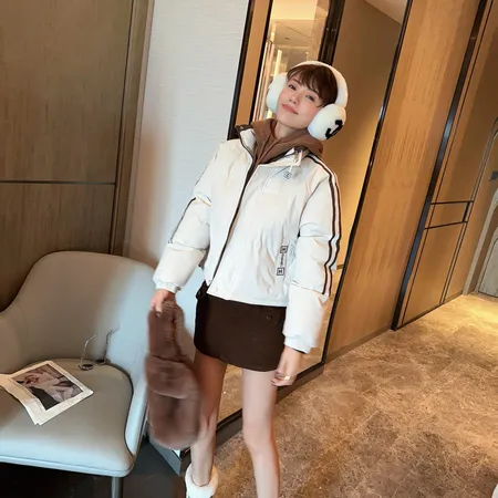 シャネル ダウンジャケット