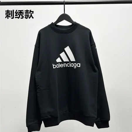 アディダス パーカー