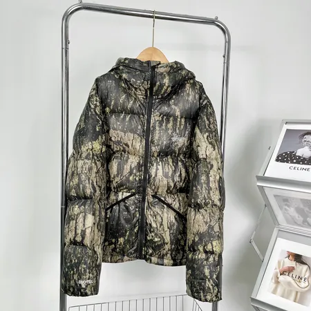 ステューシー ダウンジャケット