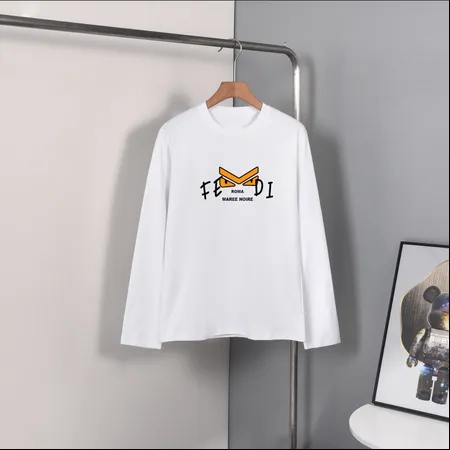 フェンディ Tシャツ