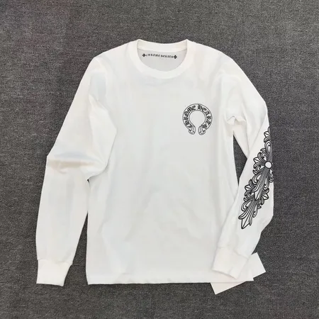 クロムハーツ パーカー