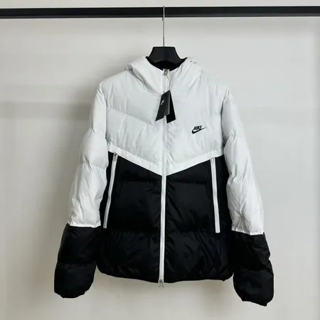 ナイキ ダウンジャケット