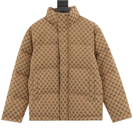 バレンシアガ ダウンジャケット