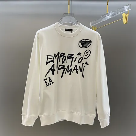 アルマーニ パーカー