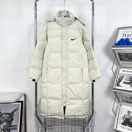 ナイキ ダウンジャケット