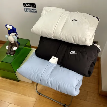 ナイキ ダウンジャケット