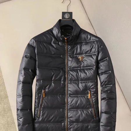 ヴェルサーチ ダウンジャケット
