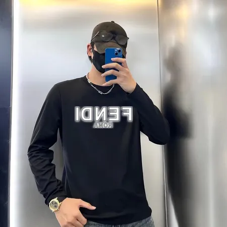 フェンディ Tシャツ