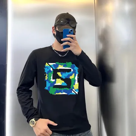 フェンディ Tシャツ