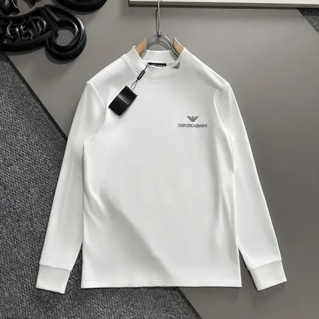 アルマーニ パーカー