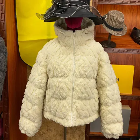 コーチ ダウンジャケット