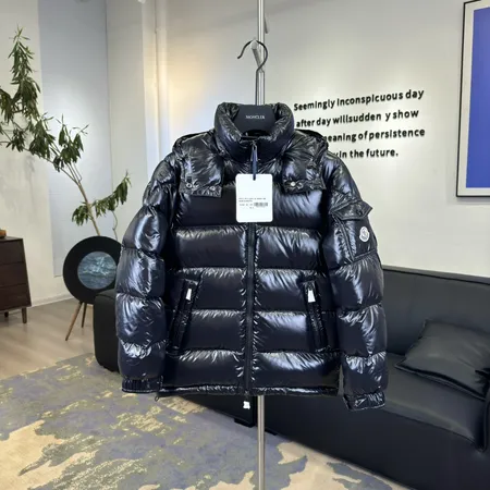 モンクレール ダウンジャケット