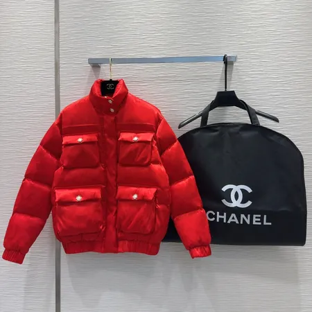 シャネル ダウンジャケット