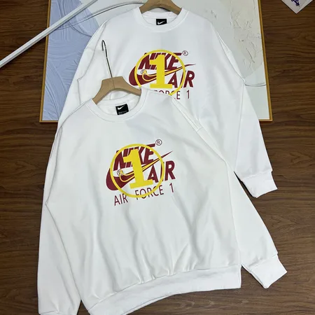 ナイキ パーカー