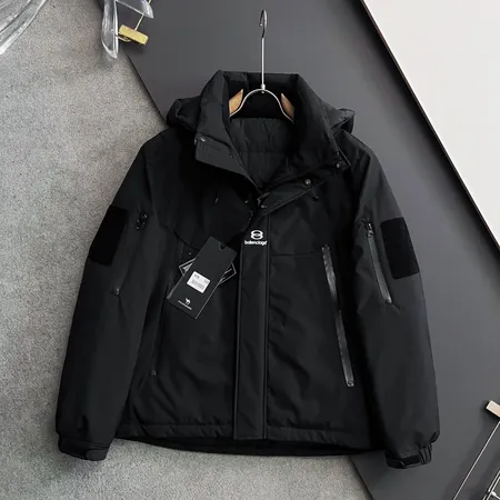 バレンシアガ ダウンジャケット