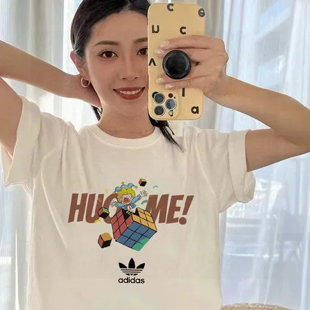 アディダス Tシャツ