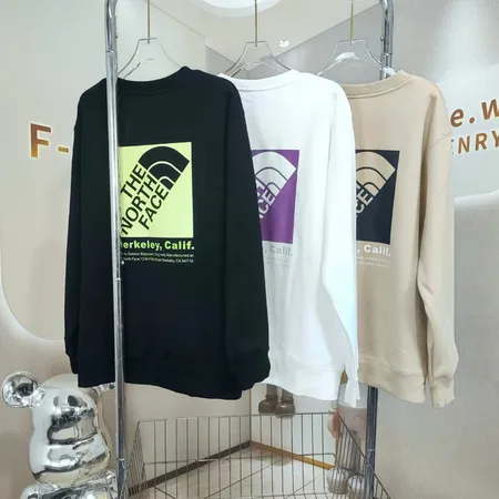 ノースフェイス パーカー