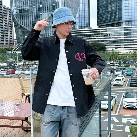 ヴァレンティノ シャツ