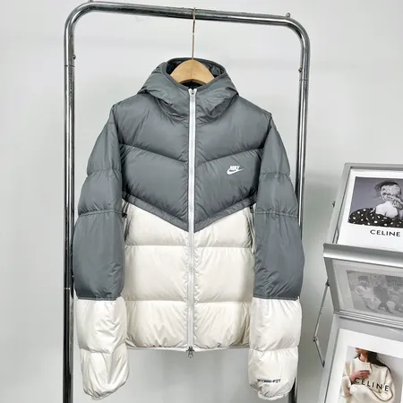 ナイキ ダウンジャケット